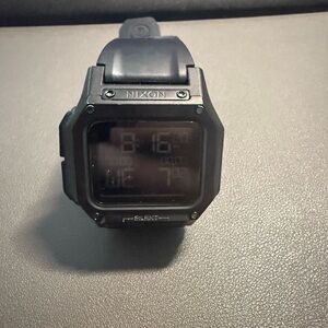 Nixon regulus Black Digital Watch